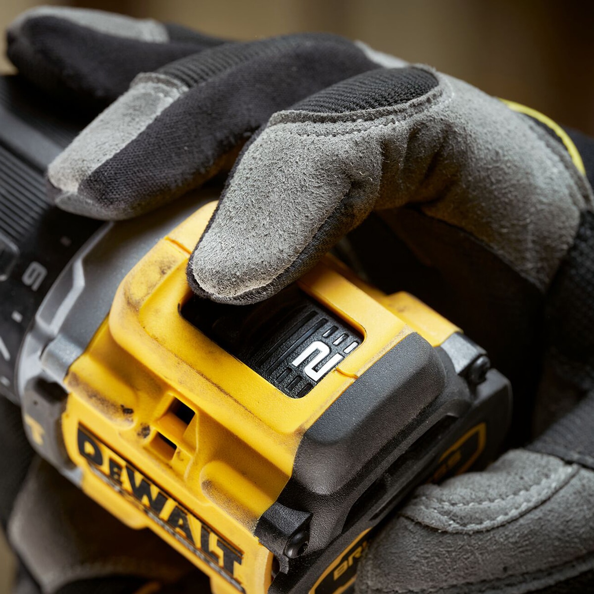 디월트 20V 브러쉬리스 햄머드릴, 베어툴