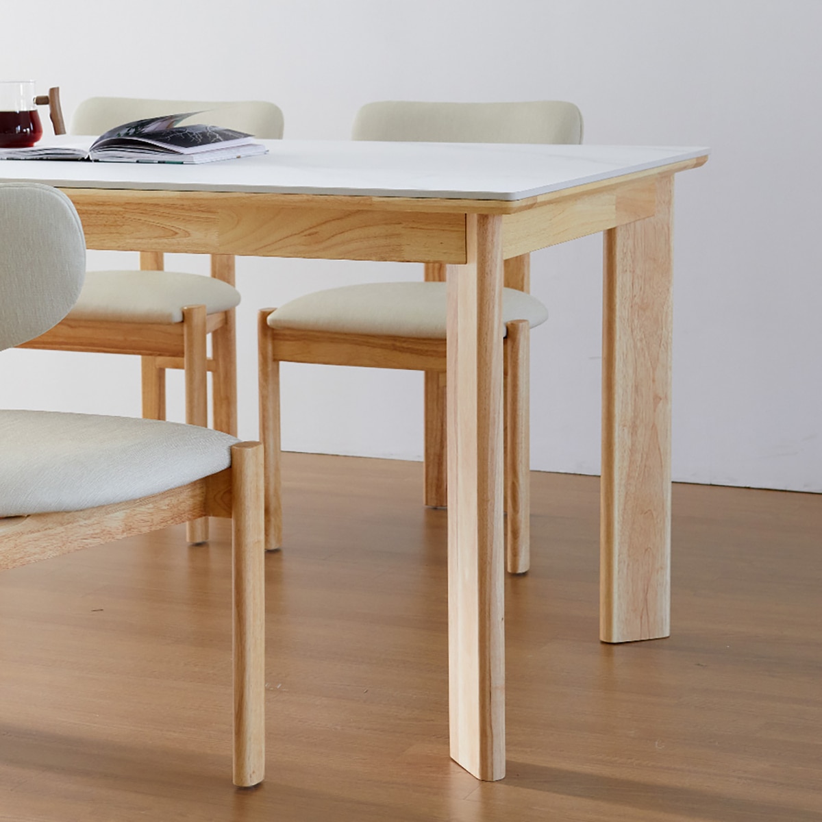 헤이지 세라믹 식탁 세트 6인 - 내츄럴, 마블 화이트