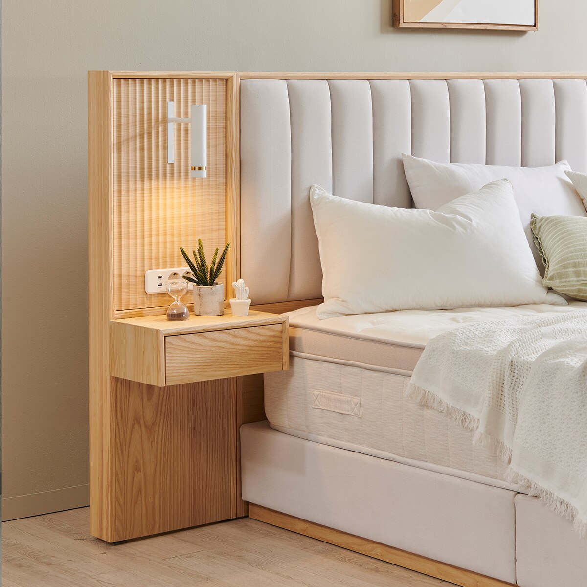 라클라우드 시에스타 협탁 패널 - 내추럴 오크