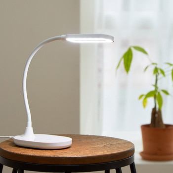 프리즘 LED 데스크 램프 PL-950WH