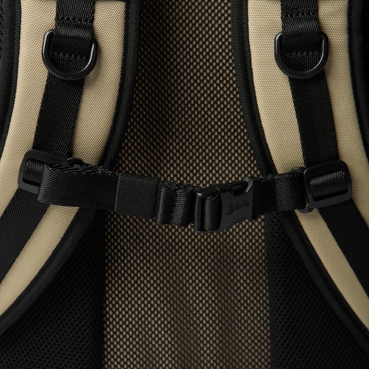 예일 메쉬 스트링 백팩 37L - 베이지