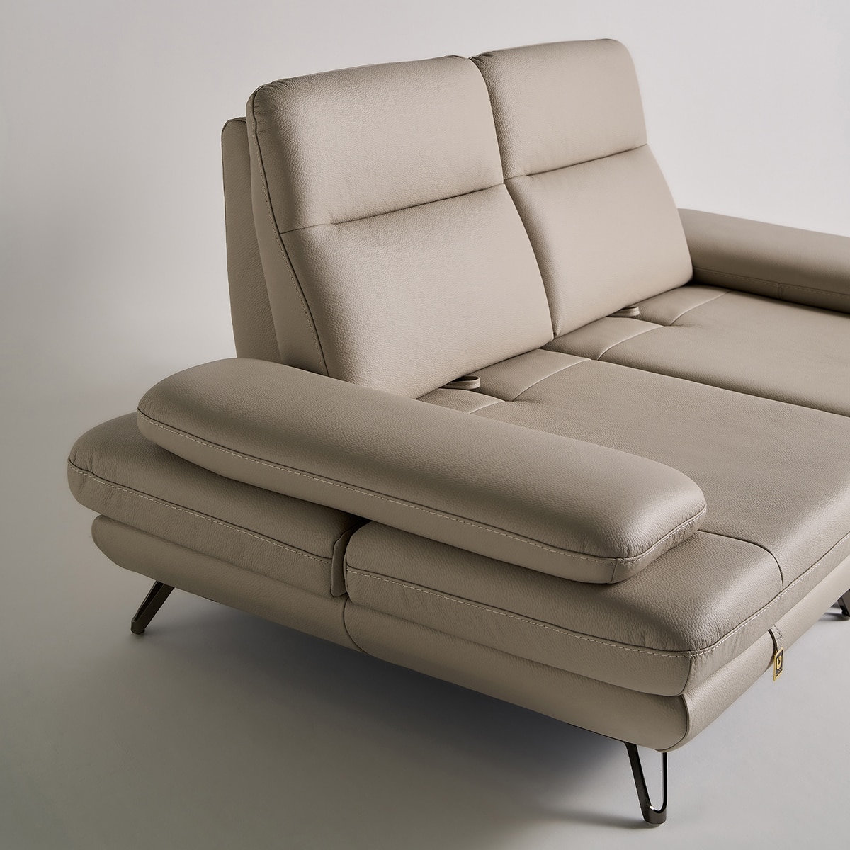 다우닝 모아나 스윙 전체 천연가죽 소파 3인