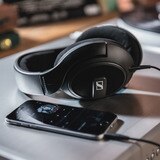 젠하이저 밀폐형 오버이어 헤드폰 HD569