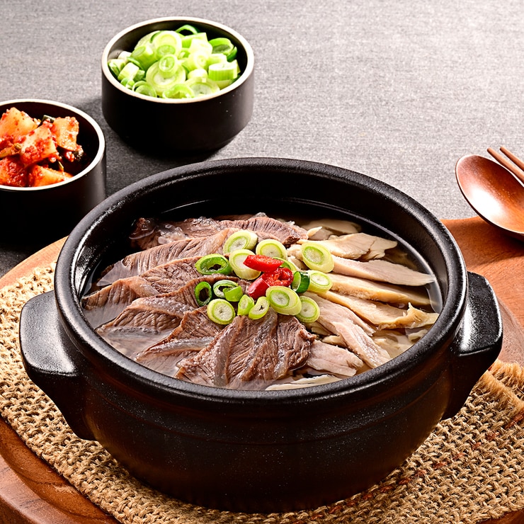 해드림맑은특양곰탕 1,060g x 2 + 족발슬라이스960 해드림맑은특양곰탕 1,060g x 2 + 족발슬라이스960
