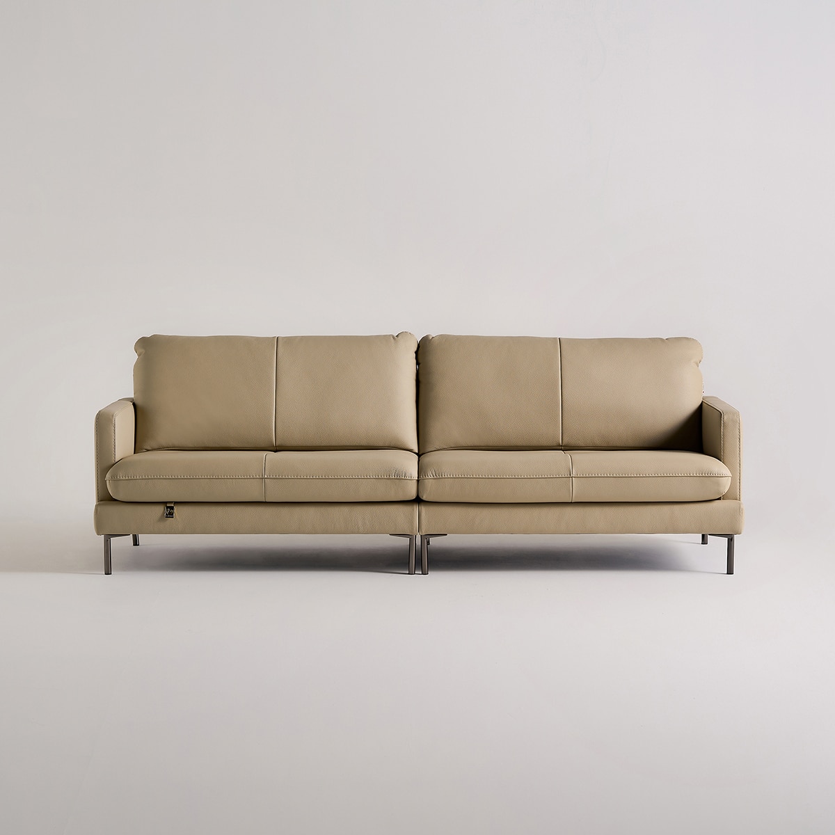 다우닝 코지 전체 천연가죽 소파 3.5인 - 뉴베이지 다우닝 코지 전체 천연가죽 소파 3.5인 - 뉴베이지