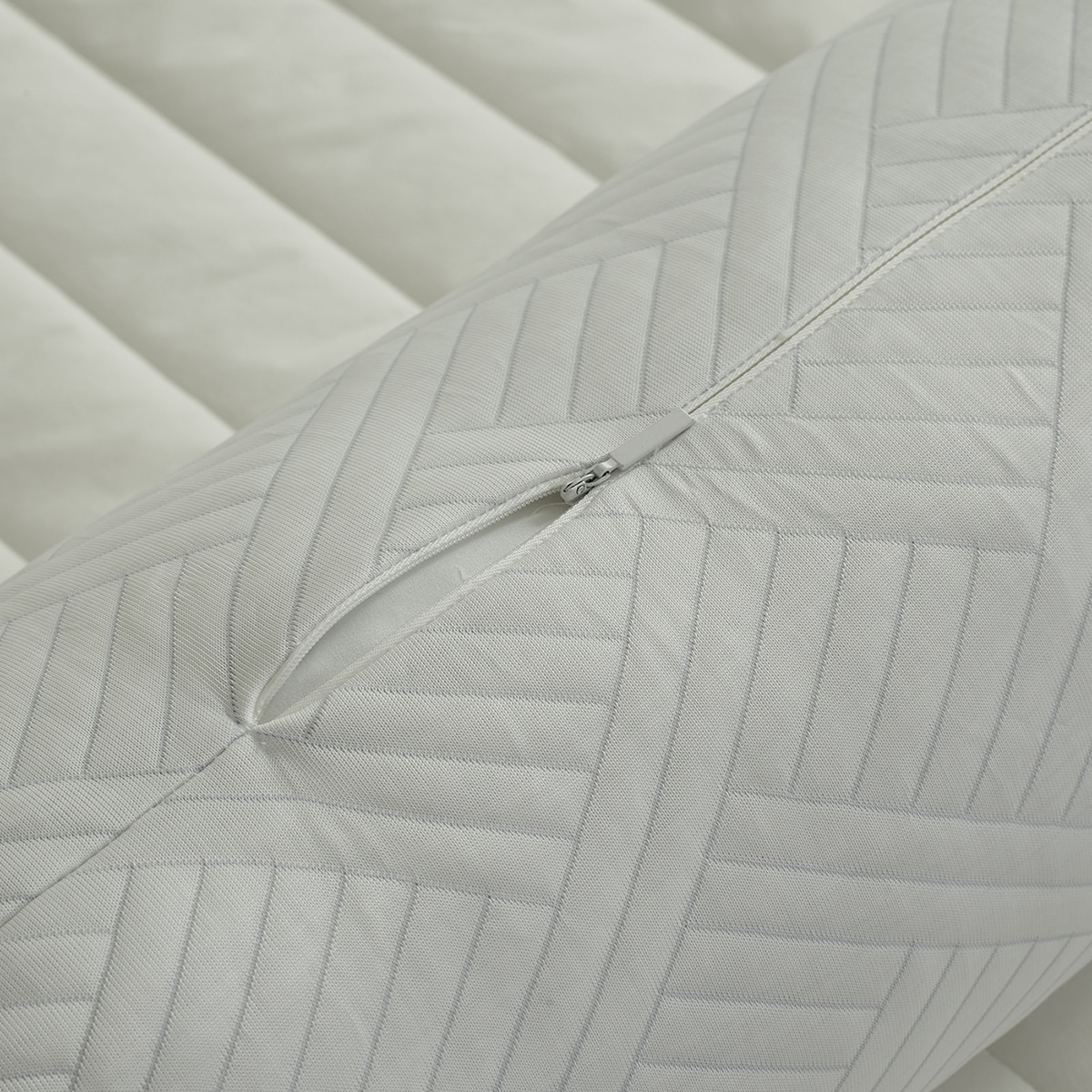 알러텍트 아이스 바디필로우 - 스노우맨 알러텍트 아이스 바디필로우 - 스노우맨