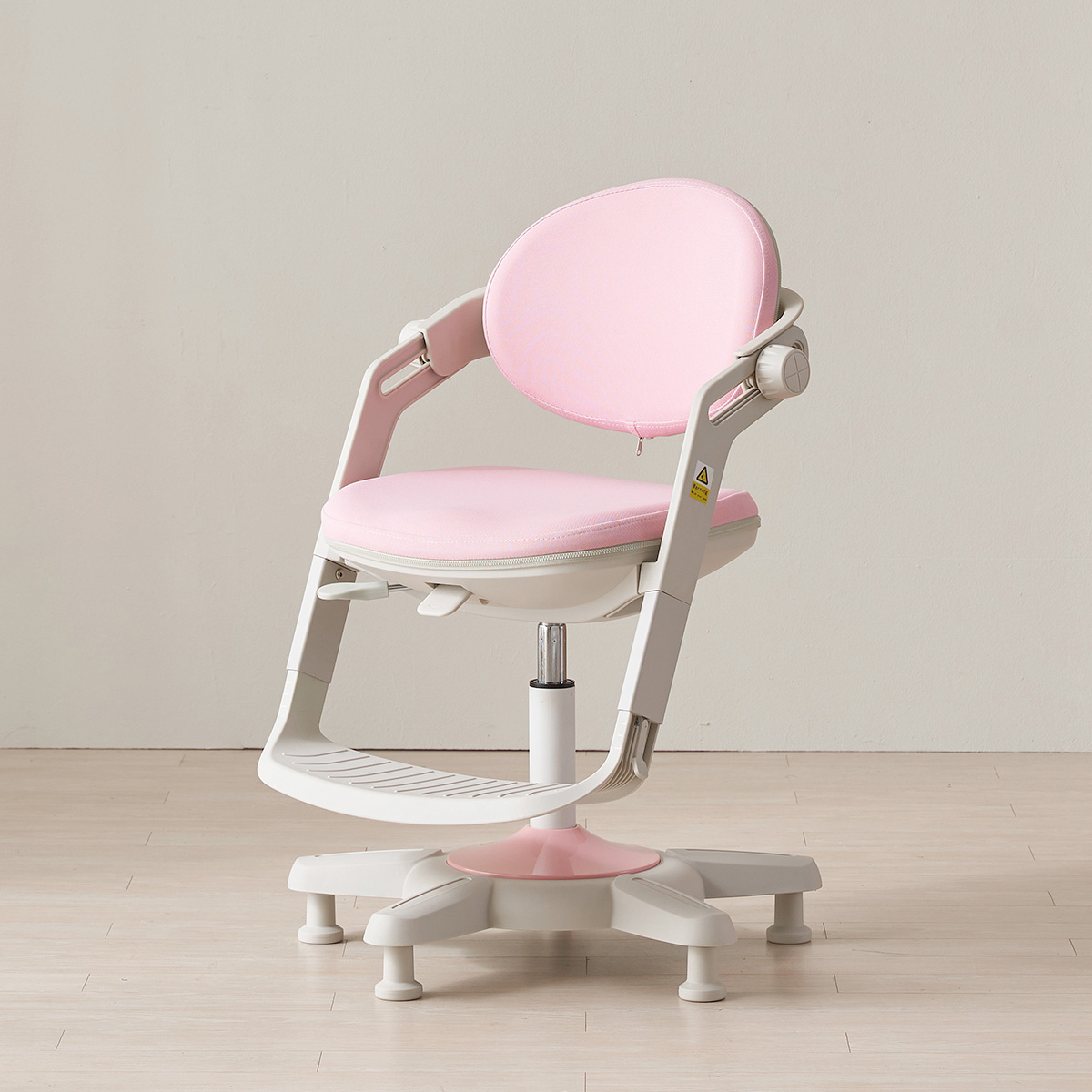 핀란디아 제니오 아동 높낮이 조절 의자 - 핑크
