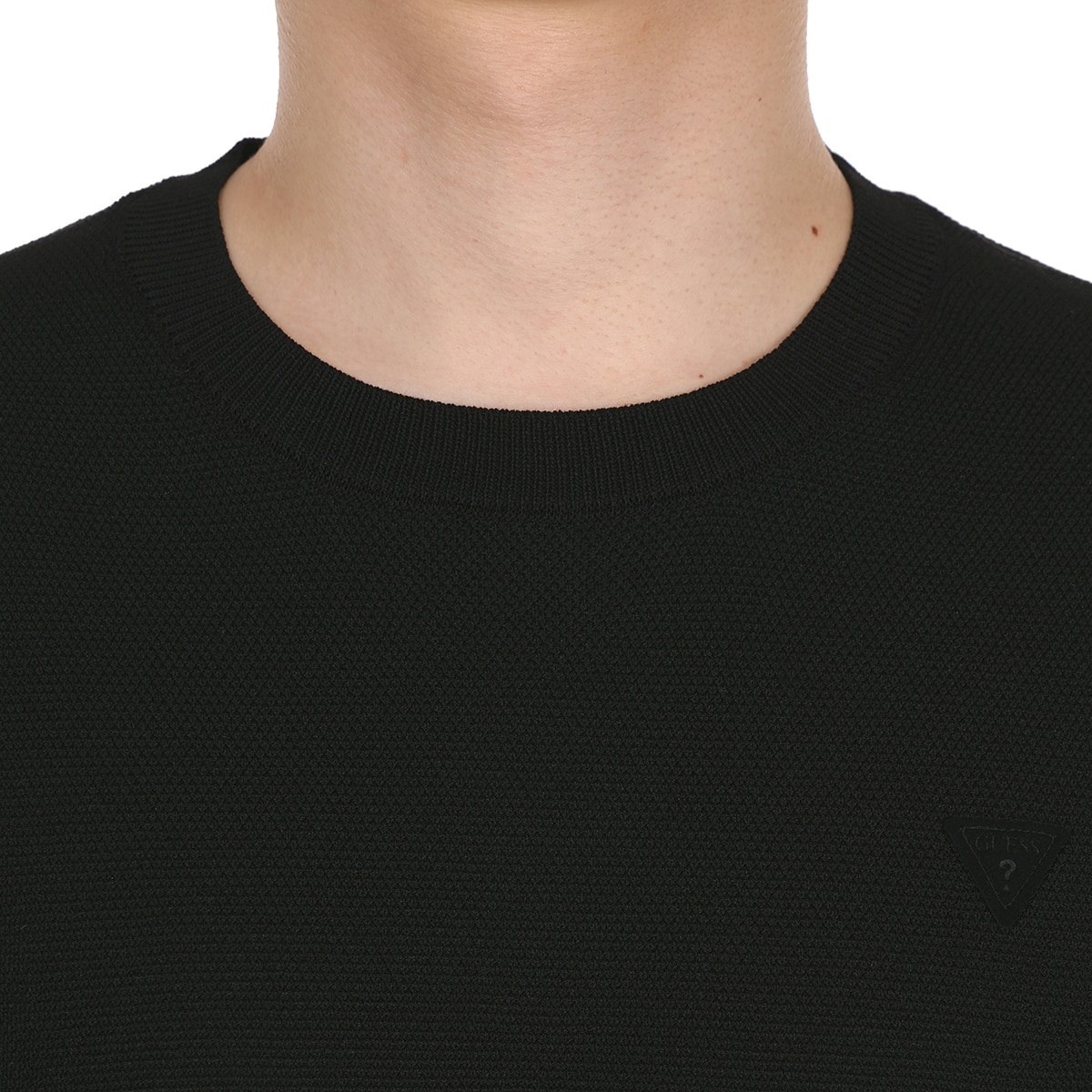게스 남성 반소매 니트 크루넥 - 블랙 게스 남성 반소매 니트 크루넥 - 블랙