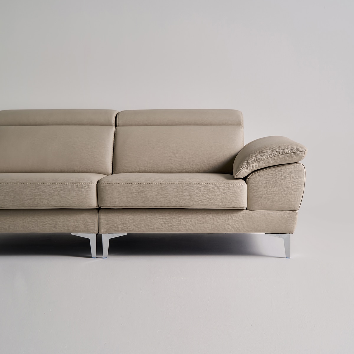 다우닝 마티에 헤드레스트 전체천연가죽 소파 3인