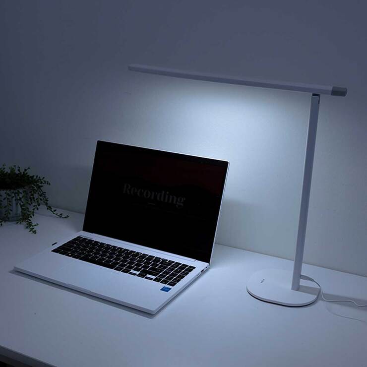 Prism LED Desk Lamp PL-7000WH Prism LED Desk Lamp PL-7000WH