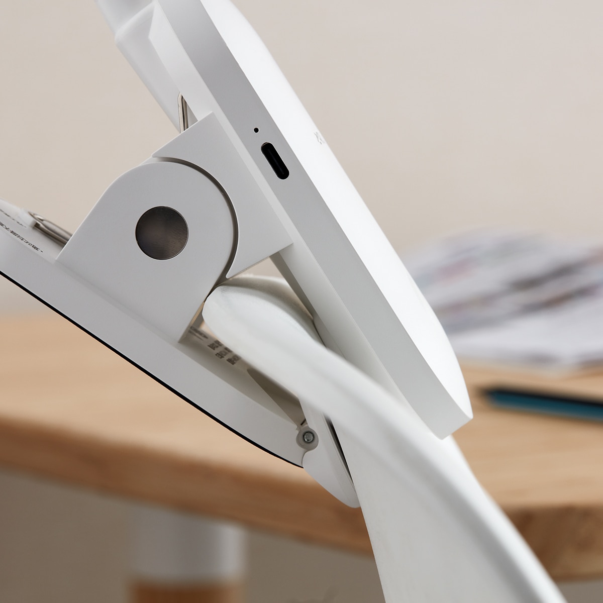 필립스 포터블 LED 포리스 클립 라이트