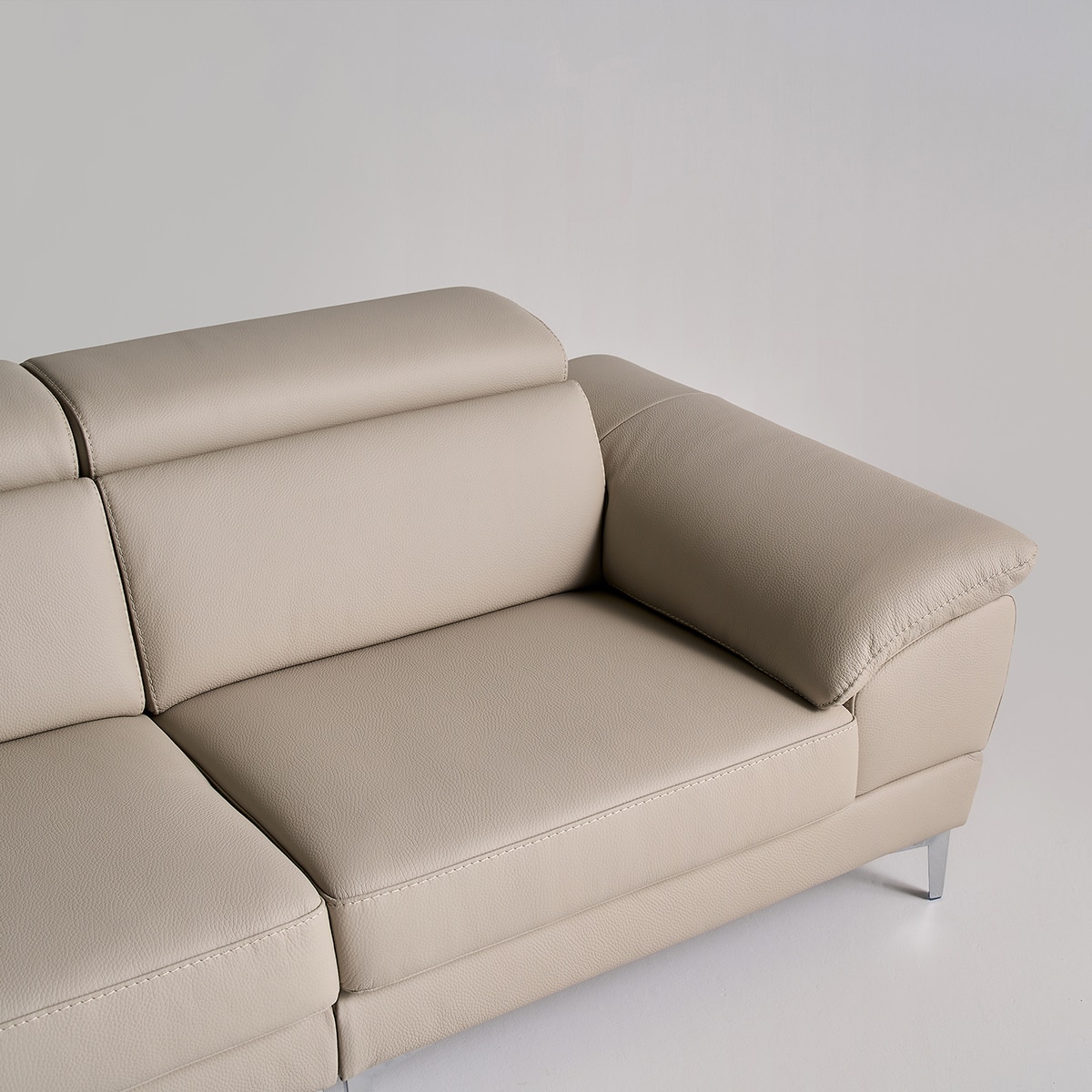 다우닝 마티에 헤드레스트 전체천연가죽 소파 3인