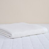 April At Home 앤더슨 양모 워싱 스프레드 - 퀸, 화이트