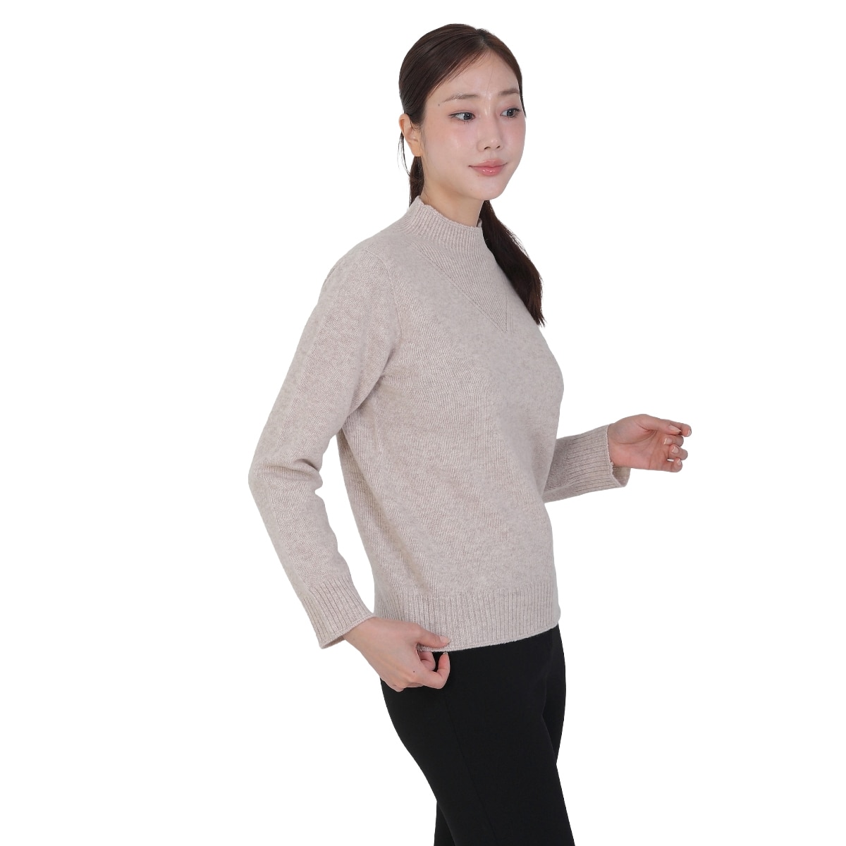 베네뜨 여성 립 블록 하이넥 울캐시미어 풀오버 - 베이지