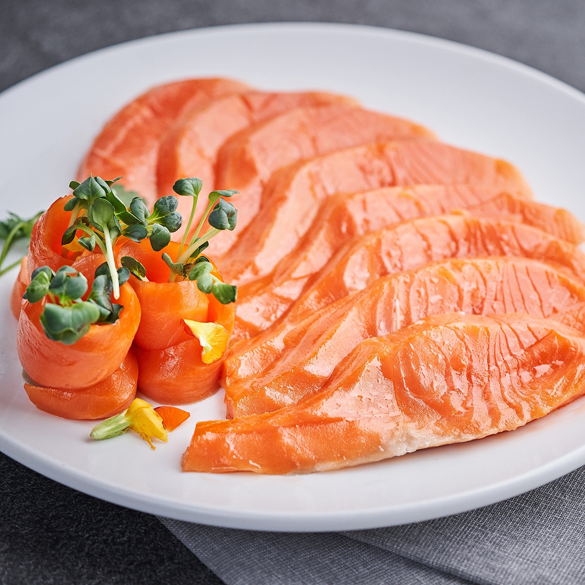 동원산업 훈제연어 슬라이스 270g x 2 x 2