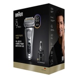 브라운 면도기 9667cc + 면도기 세정액 4 개입