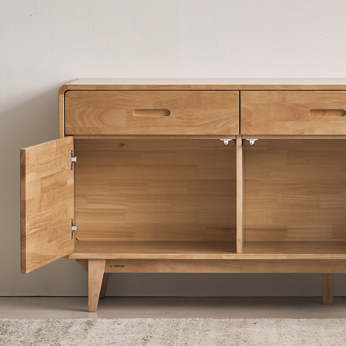 핀란디아 마로네 높은 거실장 (1800)