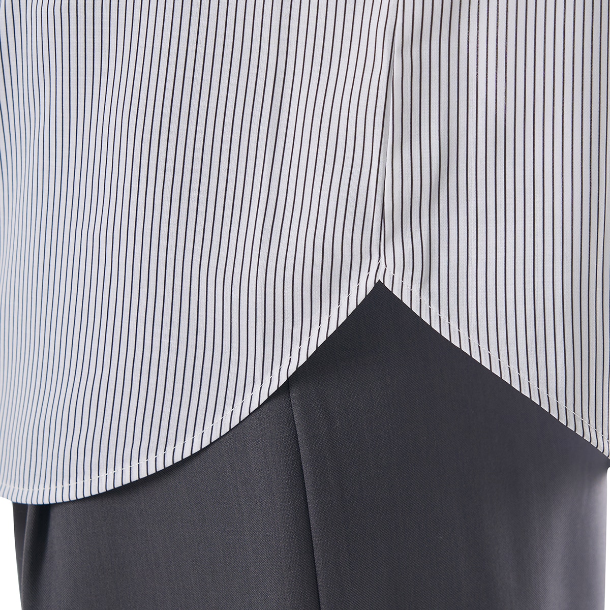 비지트 인 뉴욕 여성 스트라이프 셔츠 - 블랙 스트라이프, M