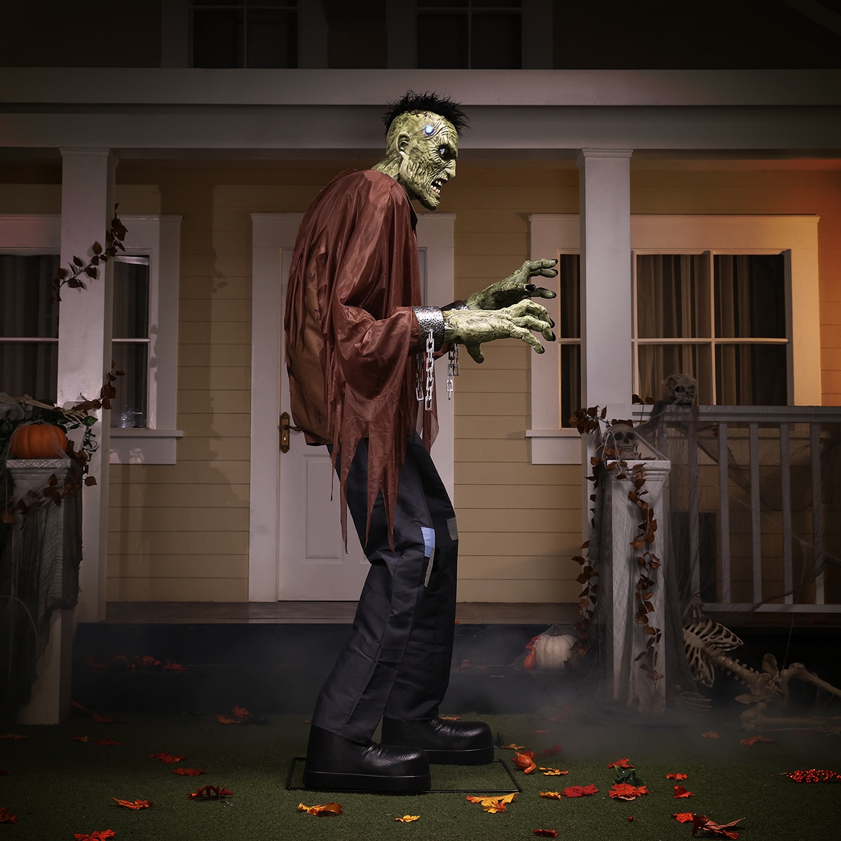 Halloween Animated Monster with LCD Eyes 2.2m