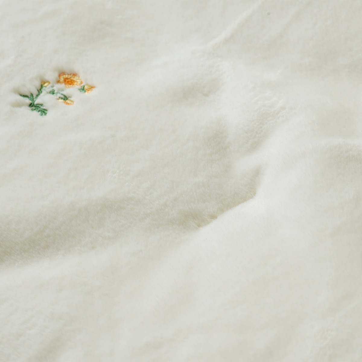 박홍근홈패션 자수 극세사 차렵이불 - 퀸, 아이보리 박홍근홈패션 자수 극세사 차렵이불 - 퀸, 아이보리