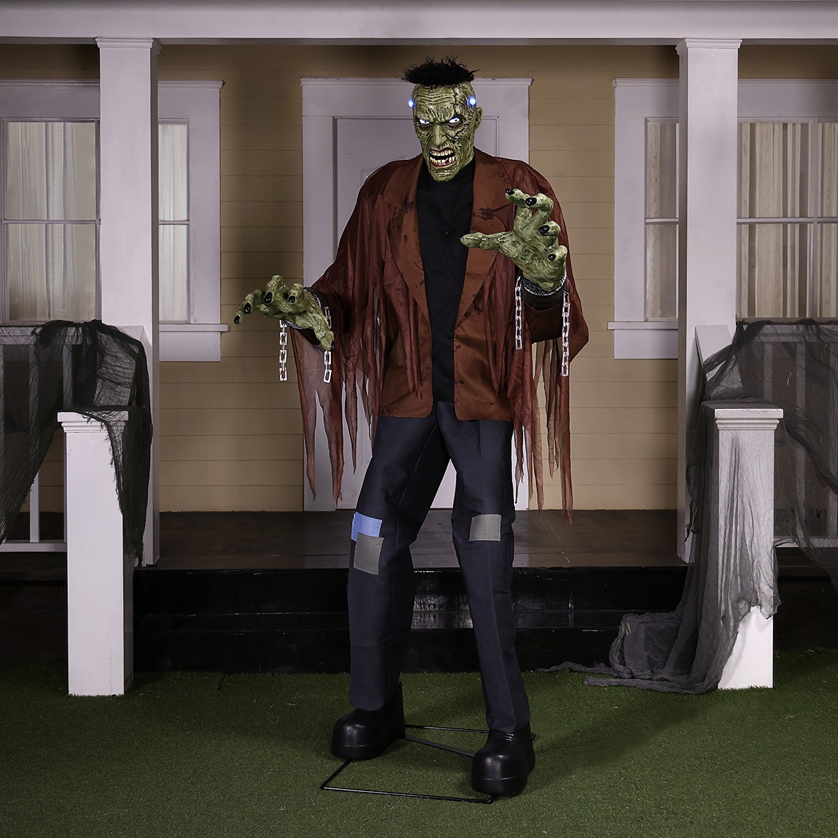 Halloween Animated Monster with LCD Eyes 2.2m