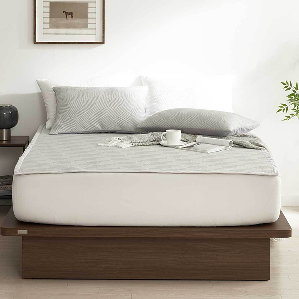 에이프릴엣홈 3중직 아이스 메쉬 패드 - 퀸, 그레이 에이프릴엣홈 3중직 아이스 메쉬 패드 - 퀸, 그레이