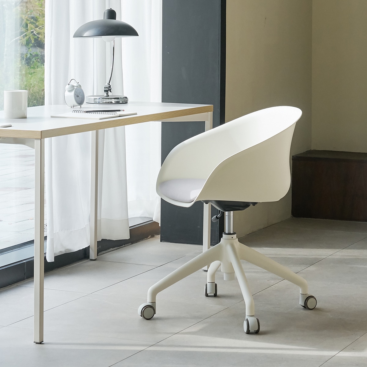 에르먼 루노 라운지 의자 에르먼 루노 라운지 의자