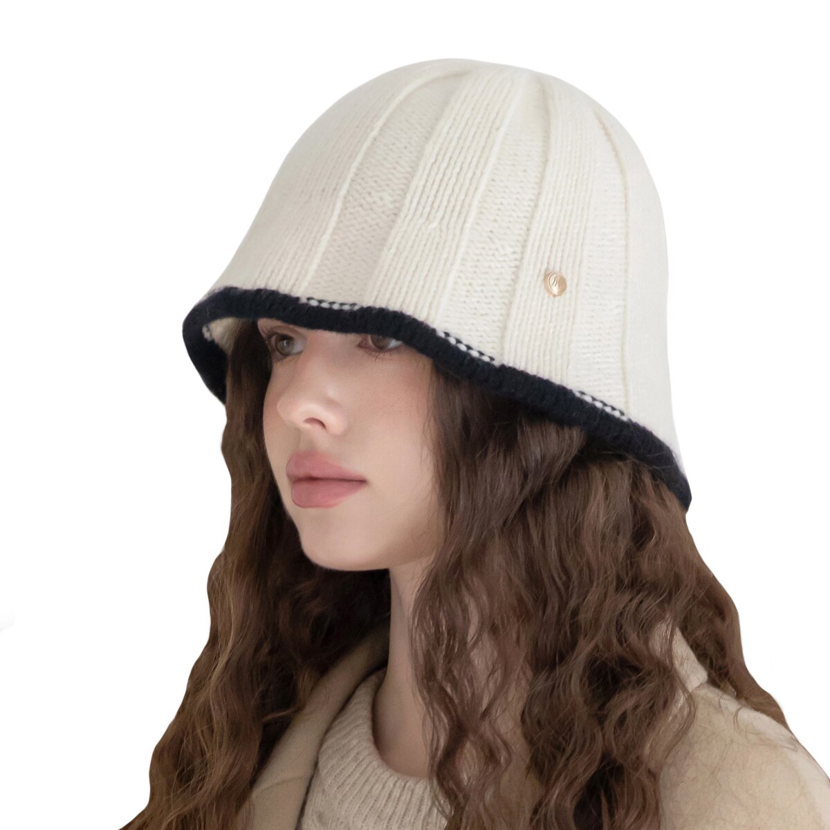 안드레아바나 여성 울 니트 모자 - 아이보리