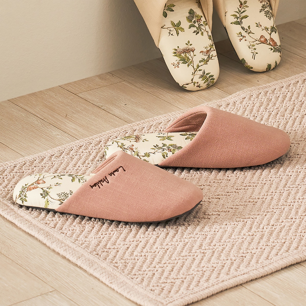 로라애슐리 실내화 2P - 옵션1, 핑크M+베이지L