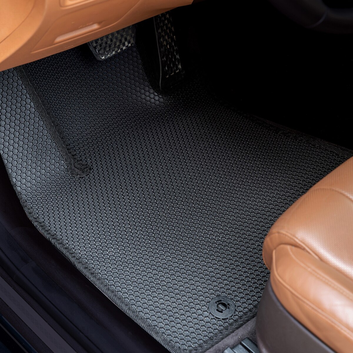 뉴베너 PVC 벌집 차량용 카매트 1열 - 블랙