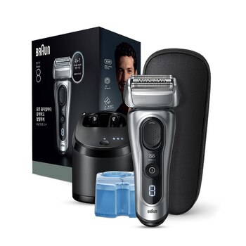 브라운 시리즈 8 전기면도기 8667cc