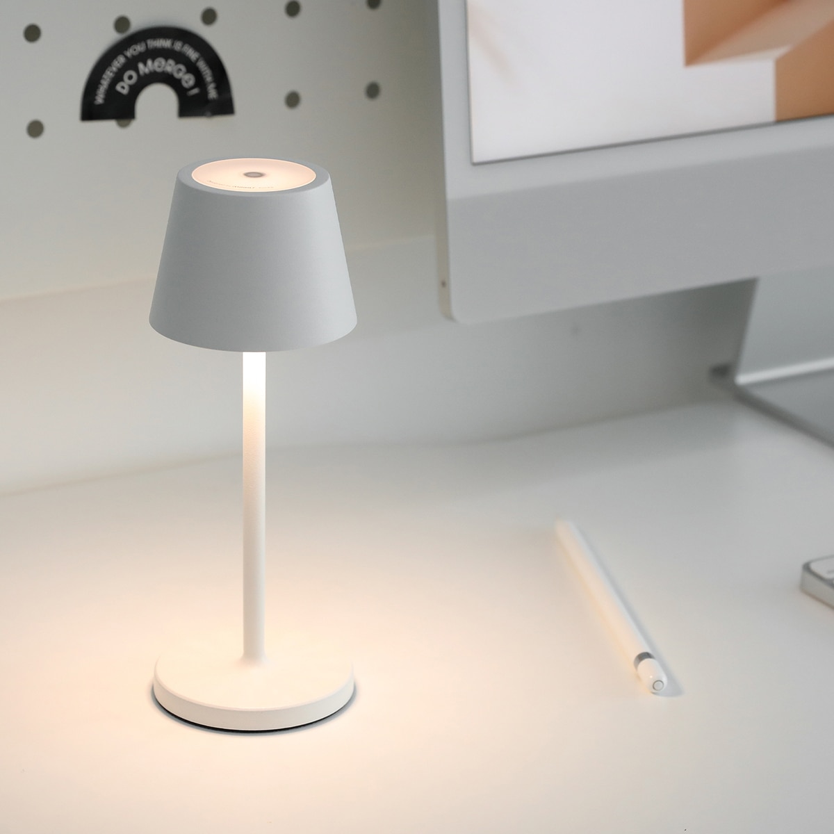 무아스 미드나잇 원터치 테이블 램프