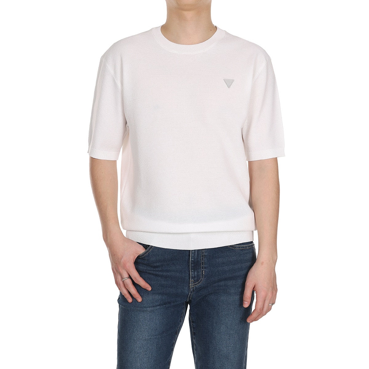 게스 남성 반소매 니트 크루넥 - 화이트 게스 남성 반소매 니트 크루넥 - 화이트