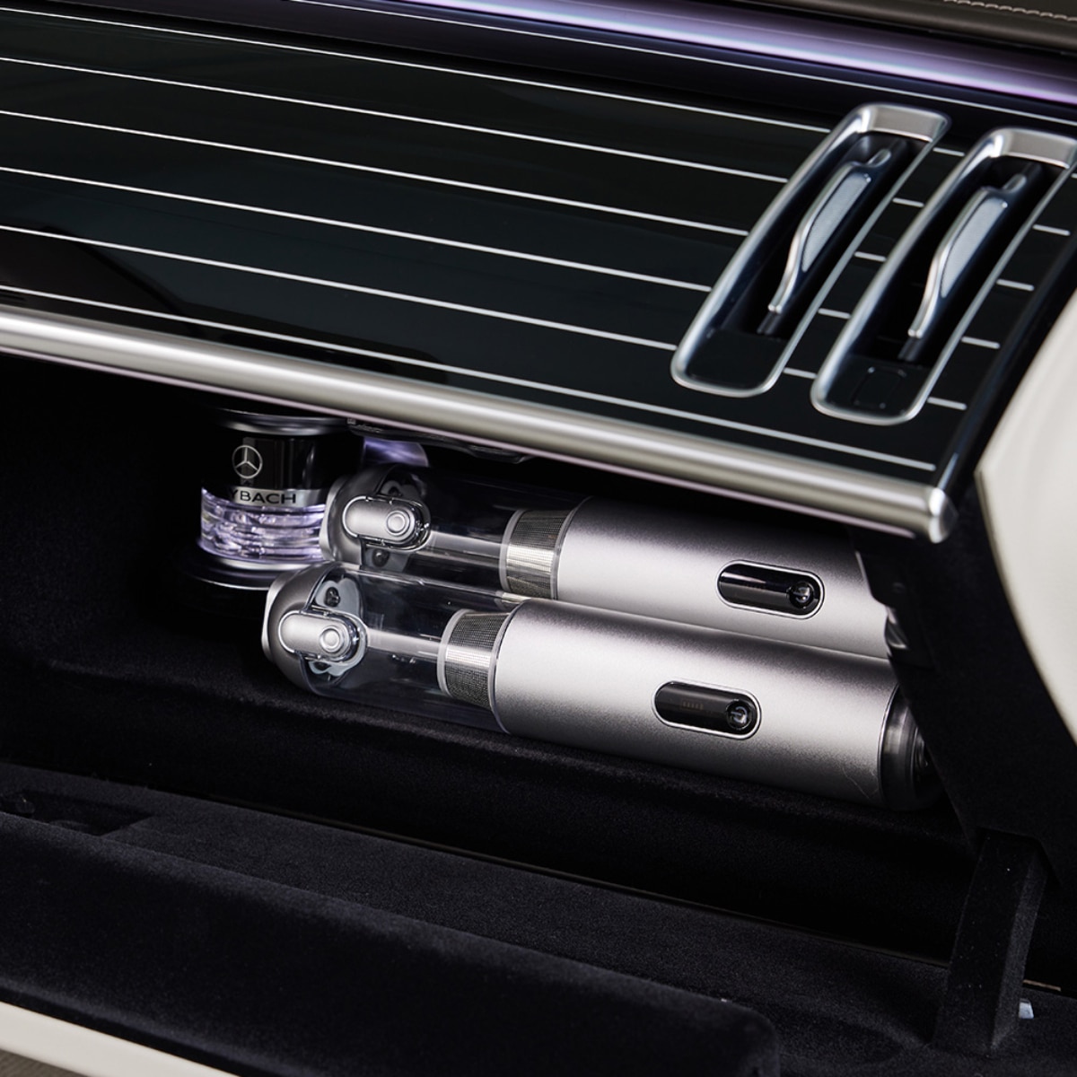 메이튼 차량용 청소기 실버레이