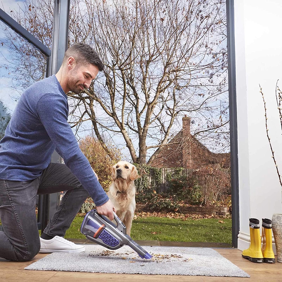 블랙앤데커 핸디 무선 청소기 + 펫브러쉬 BHHV520BFP07