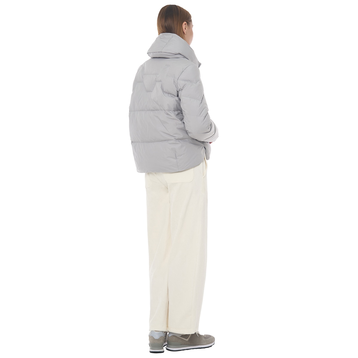 비지트 인 뉴욕 여성 숏 구스다운 재킷 - 그레이 비지트 인 뉴욕 여성 숏 구스다운 재킷 - 그레이