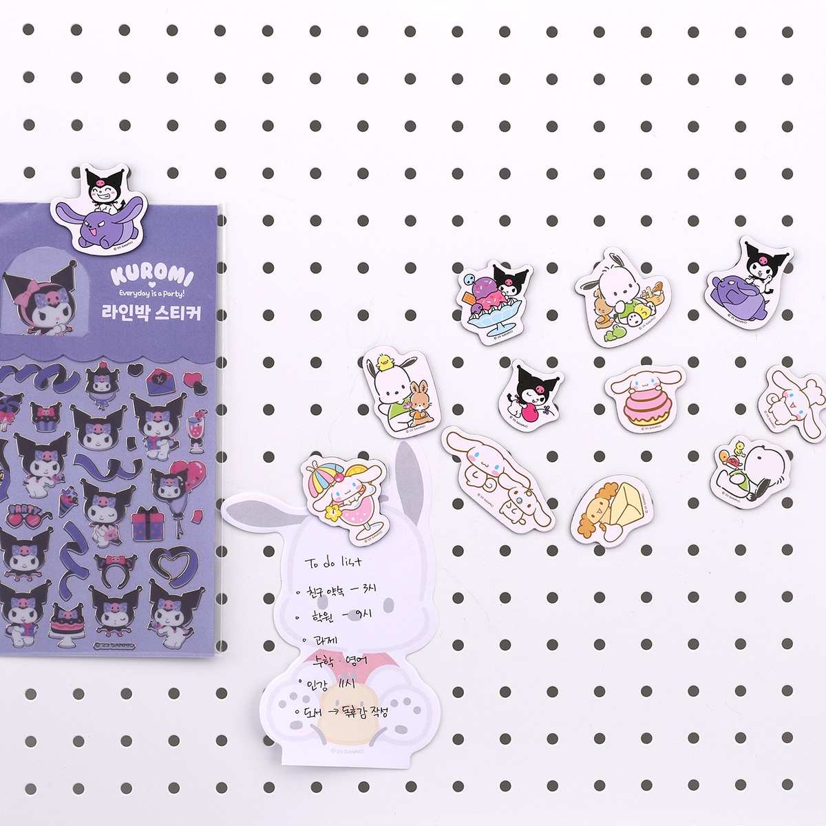 산리오캐릭터즈 화이트 보드 & 마그넷 세트 - 쿠로미