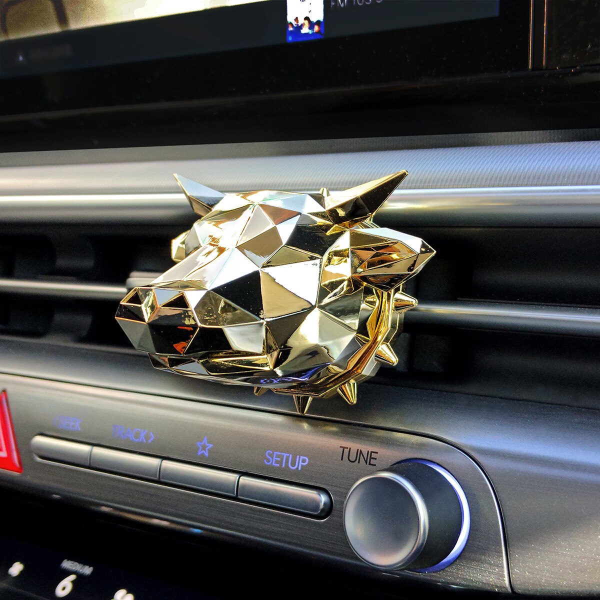 뉴베너 에어디 프리미엄 차량용 방향제 1p - 황소 / 골드