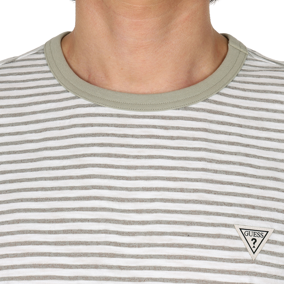 게스 남성 반소매 슬럽 티셔츠 - 라이트카키