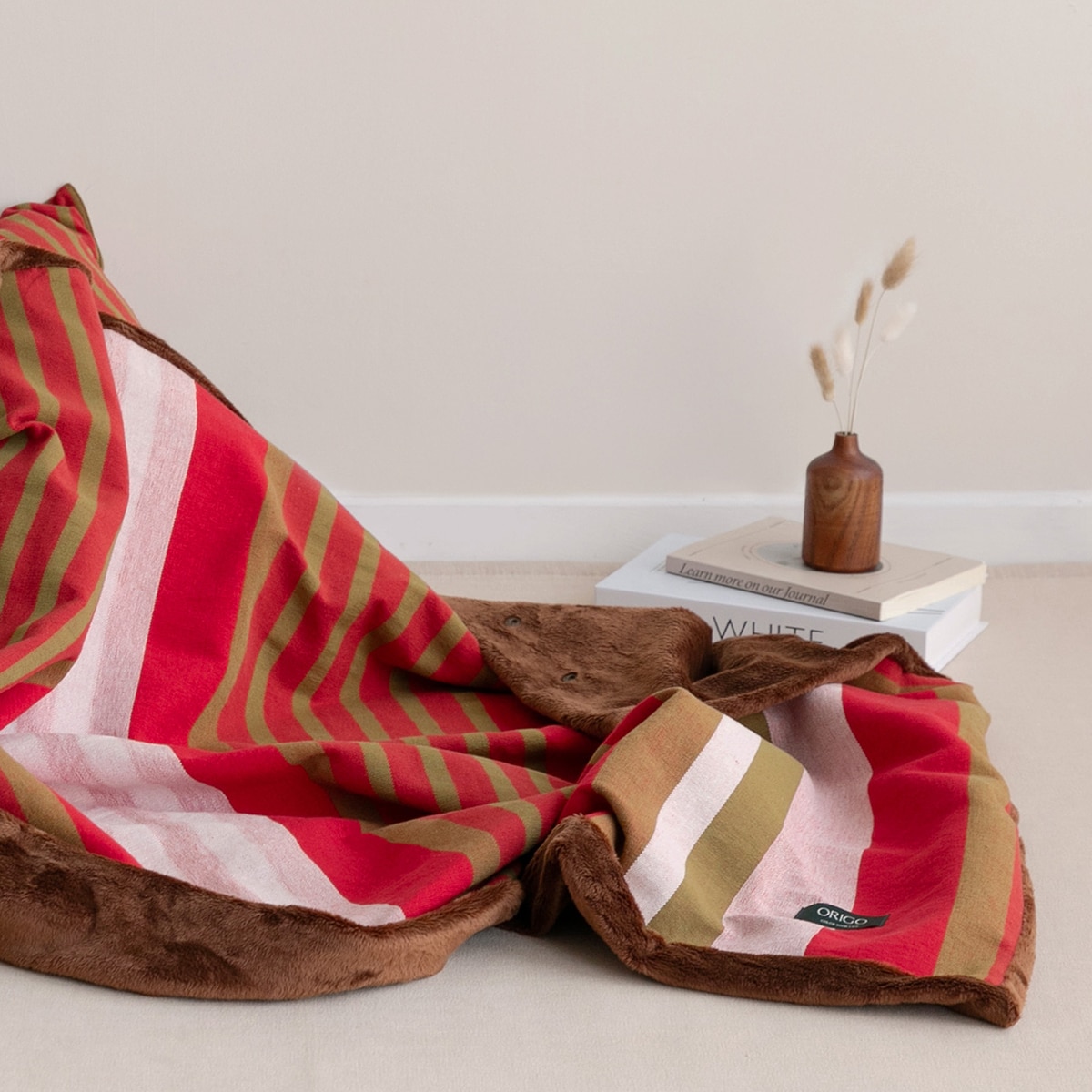 오리고 벨보아 똑딱이 담요 100 x 150cm - 제주선셋(브라운) 오리고 벨보아 똑딱이 담요 100 x 150cm - 제주선셋(브라운)