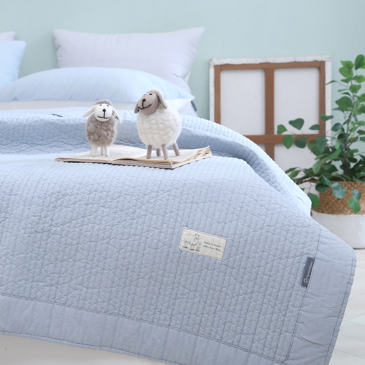 April At Home 앤더슨 양모 워싱 스프레드 - 퀸, 블루