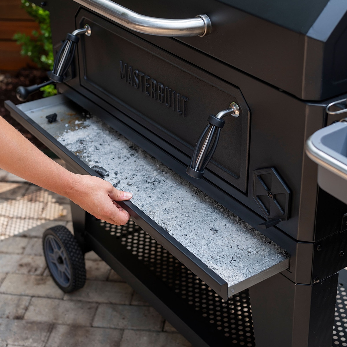 마스터빌트 왜건 차콜 그릴