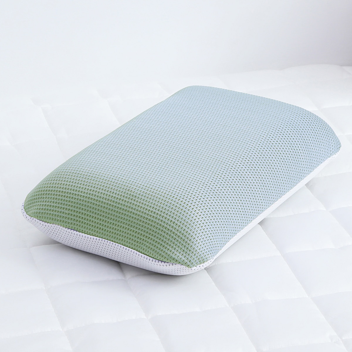 에이프릴앳홈 냉감 메쉬 메모리폼 베개 - 그린 에이프릴앳홈 냉감 메쉬 메모리폼 베개 - 그린