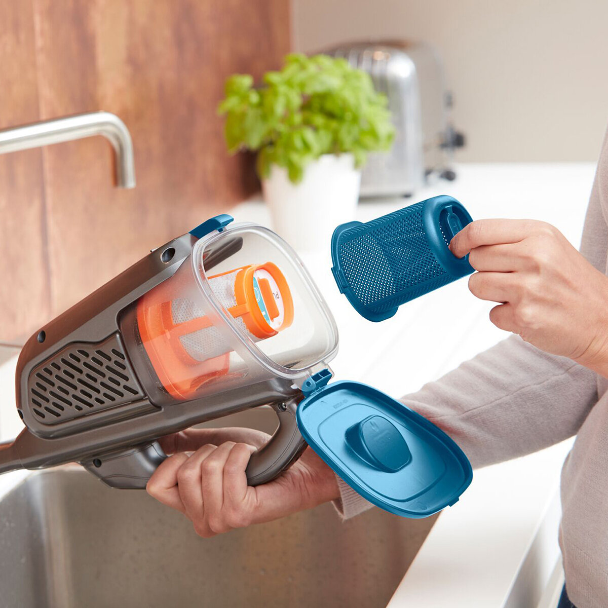 블랙앤데커 GEN11 무선 핸디 청소기 EBHHV320B02