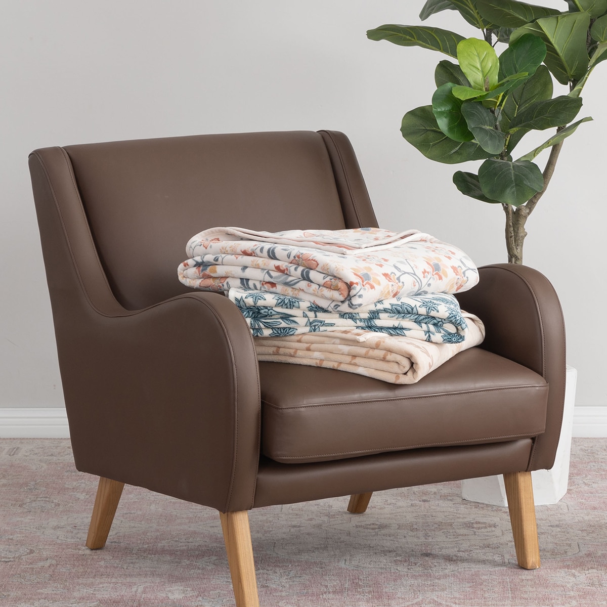 Berkshire 양면 프린트 플러쉬 담요152x178cm