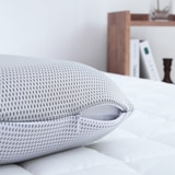 에이프릴앳홈 냉감 메쉬 메모리폼 베개 - 그레이 에이프릴앳홈 냉감 메쉬 메모리폼 베개 - 그레이