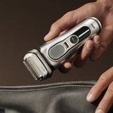 브라운 면도기 9667cc + 면도기 세정액 4 개입