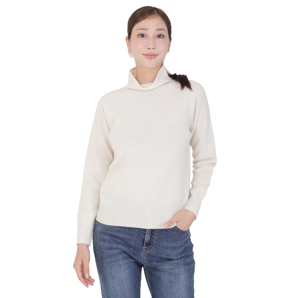 베네뜨 여성 롤헴 하이넥 울캐시미어 스웨터 - 크림