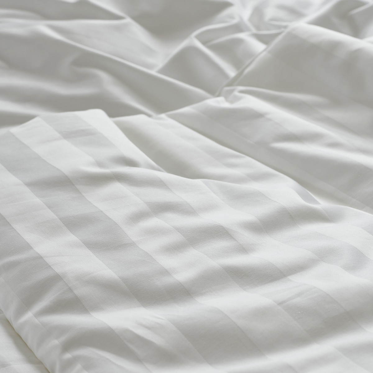 알러텍트 무봉제 호텔 이불 세트 - 퀸, 화이트 알러텍트 무봉제 호텔 이불 세트 - 퀸, 화이트