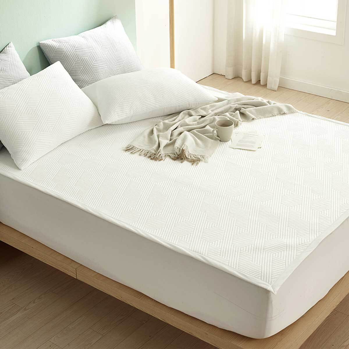 에이프릴엣홈 3중직 아이스 메쉬 패드 - 퀸, 화이트